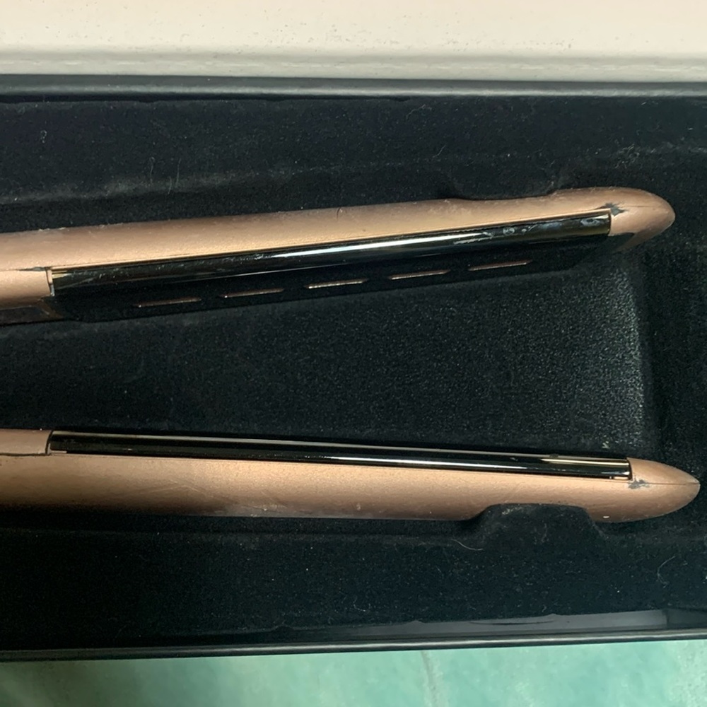 Aria Beauty Sephora Collection Hair Tame Infrared Flat Iron Straightener - 1” - Picture 7 of 7